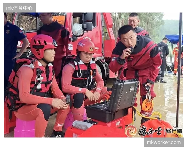 GORE-TEX与平澜救援队签署协议，为高海拔搜救队员升级全天候装备保障